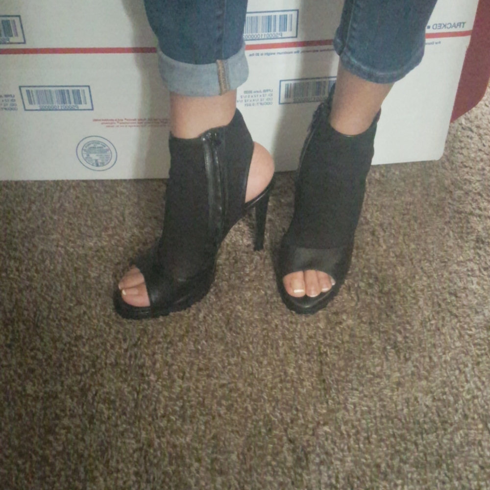 Zara Woman High Heels Booties With Mesh